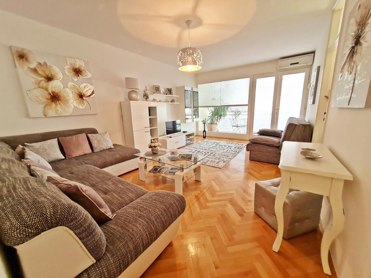 Beach Apartment Ivana Omiš Exteriör bild