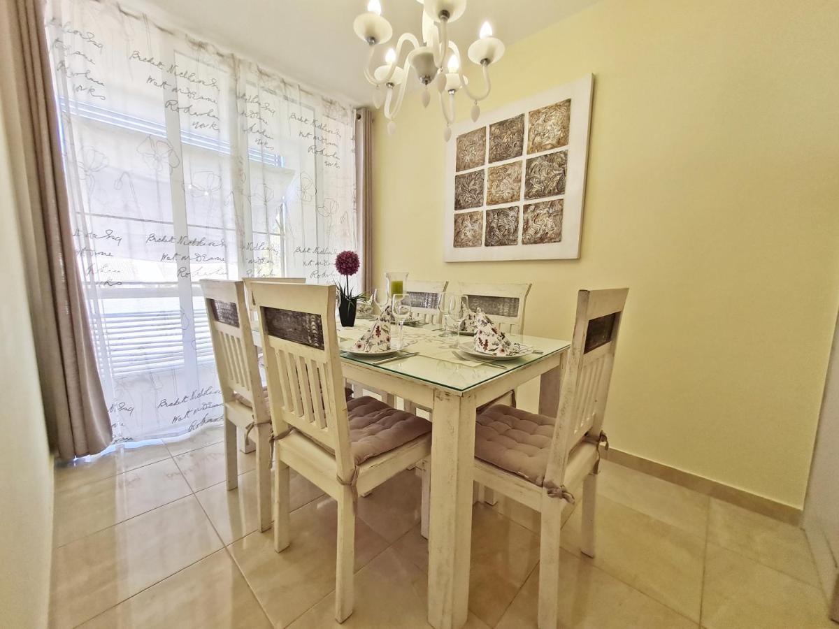 Beach Apartment Ivana Omiš Exteriör bild