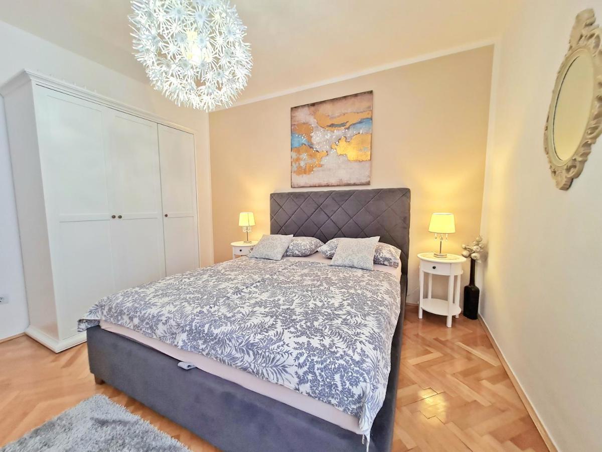Beach Apartment Ivana Omiš Exteriör bild