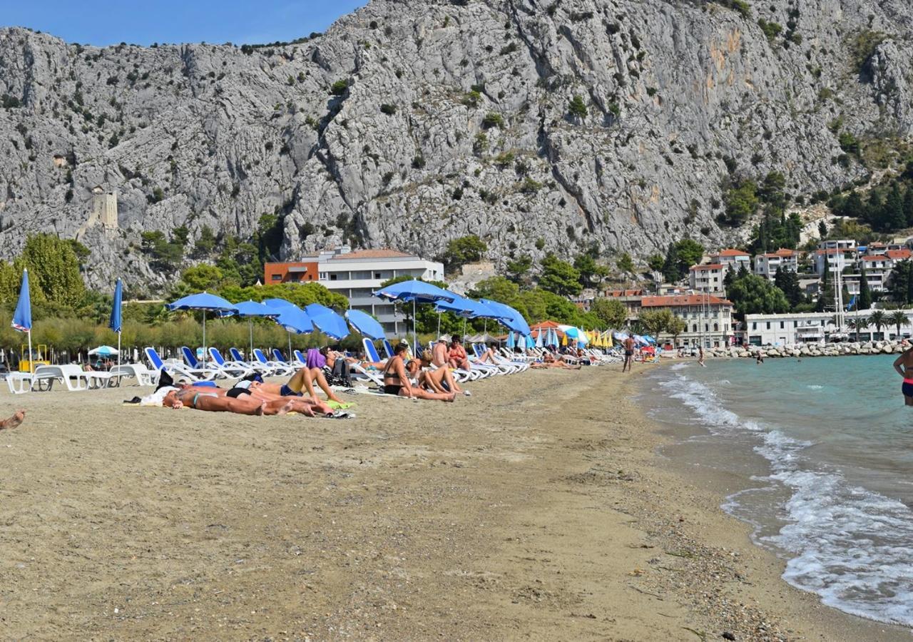 Beach Apartment Ivana Omiš Exteriör bild